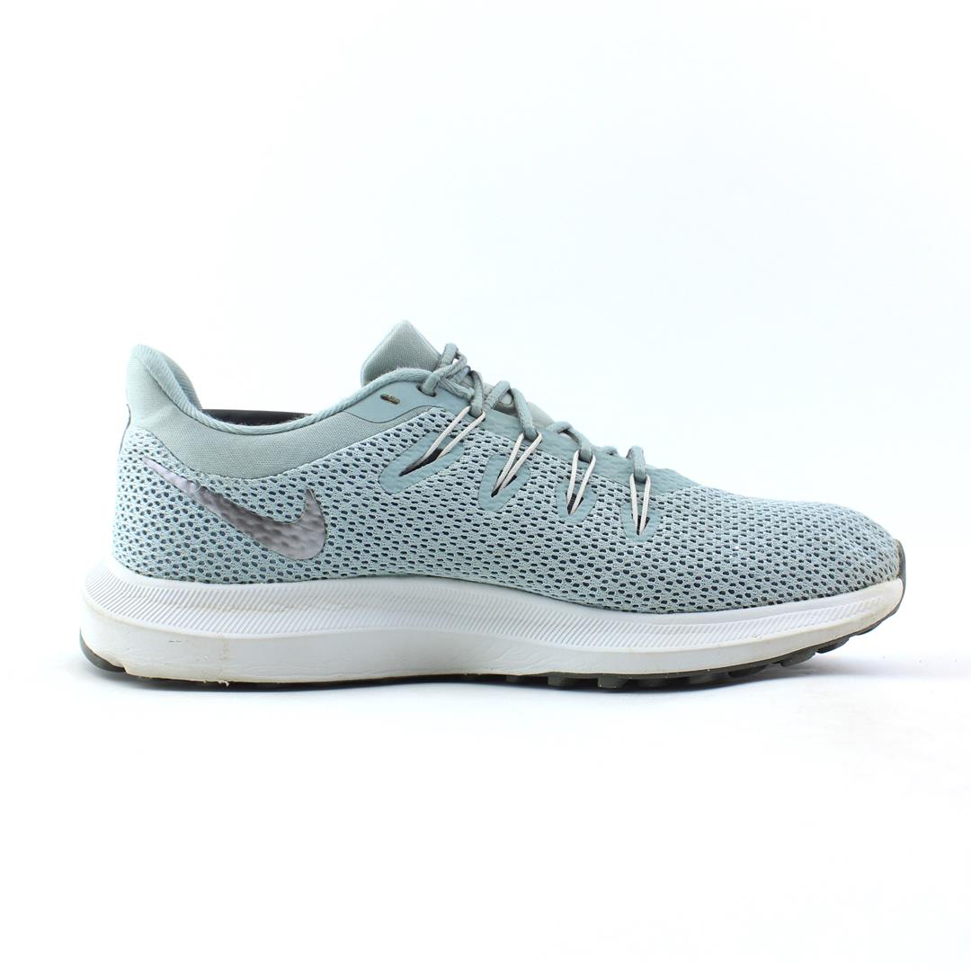 NIKE QUEST 2