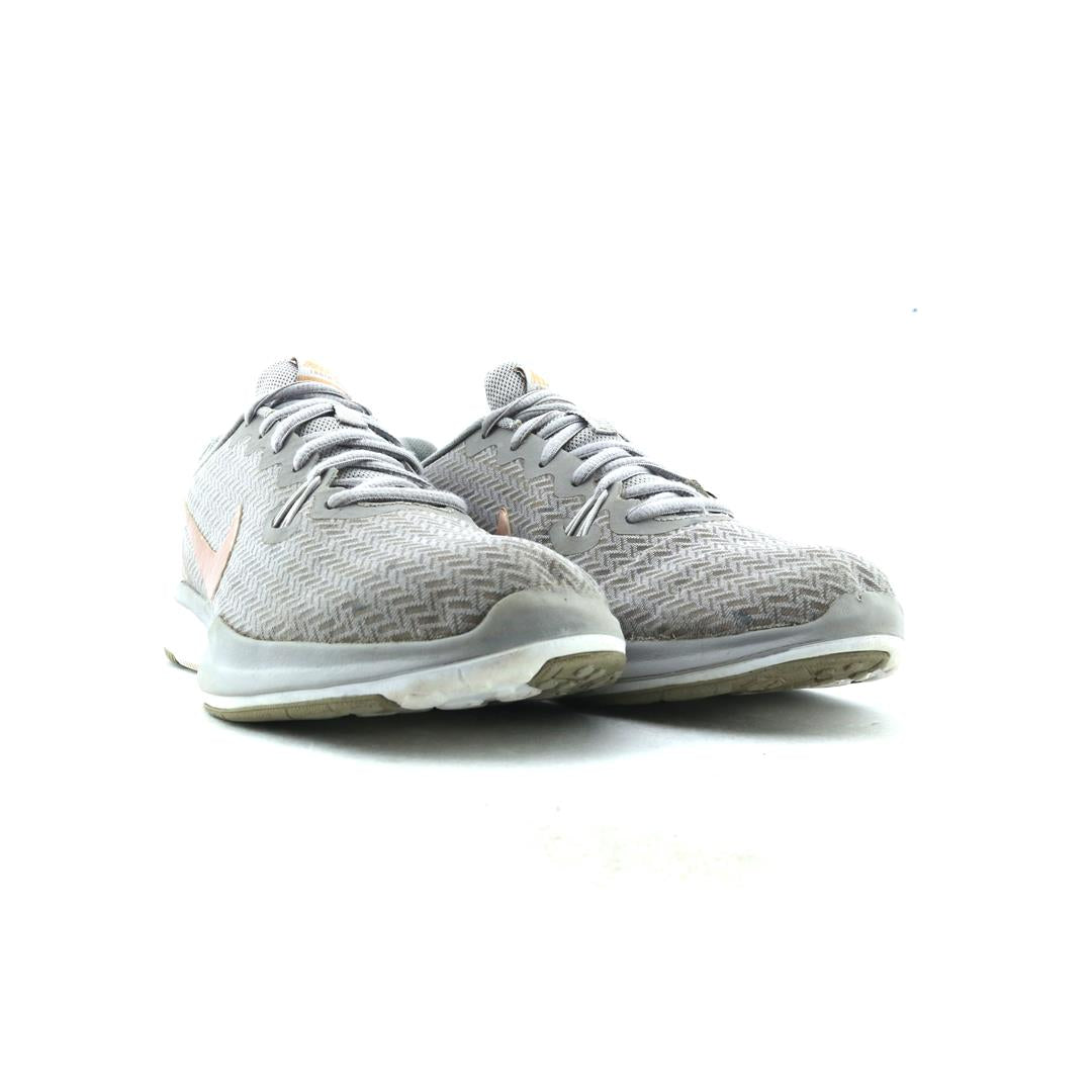 NIKE IN-SEASON TR 7