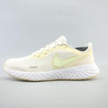 NIKE REVOLUTION 5
