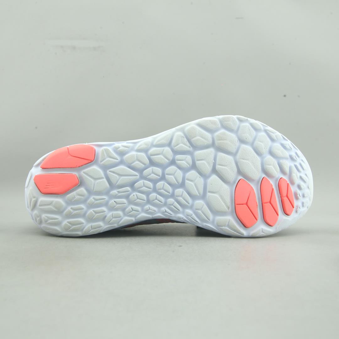 NEW BALANCE FRESH FOAM BEACON V3