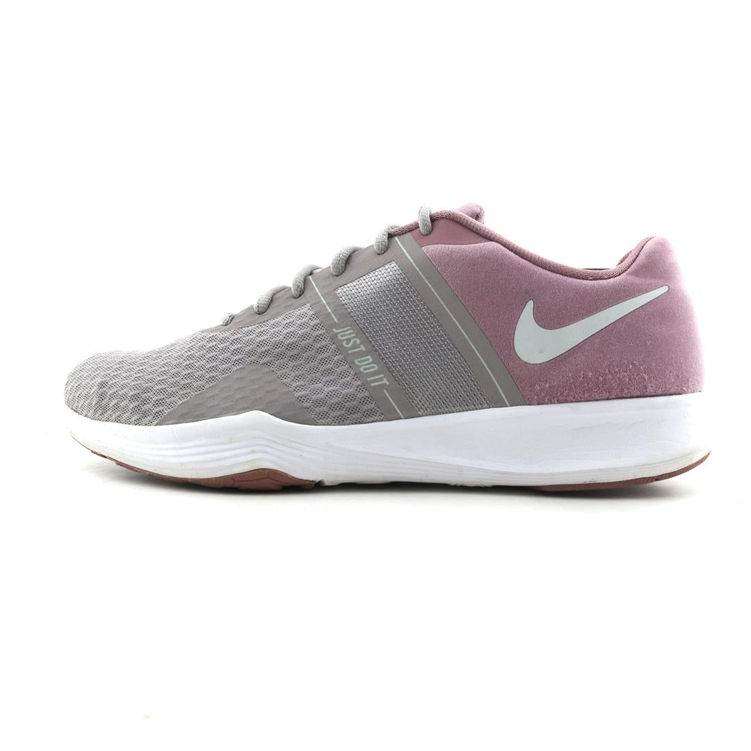 NIKE CITY TRAINER 2