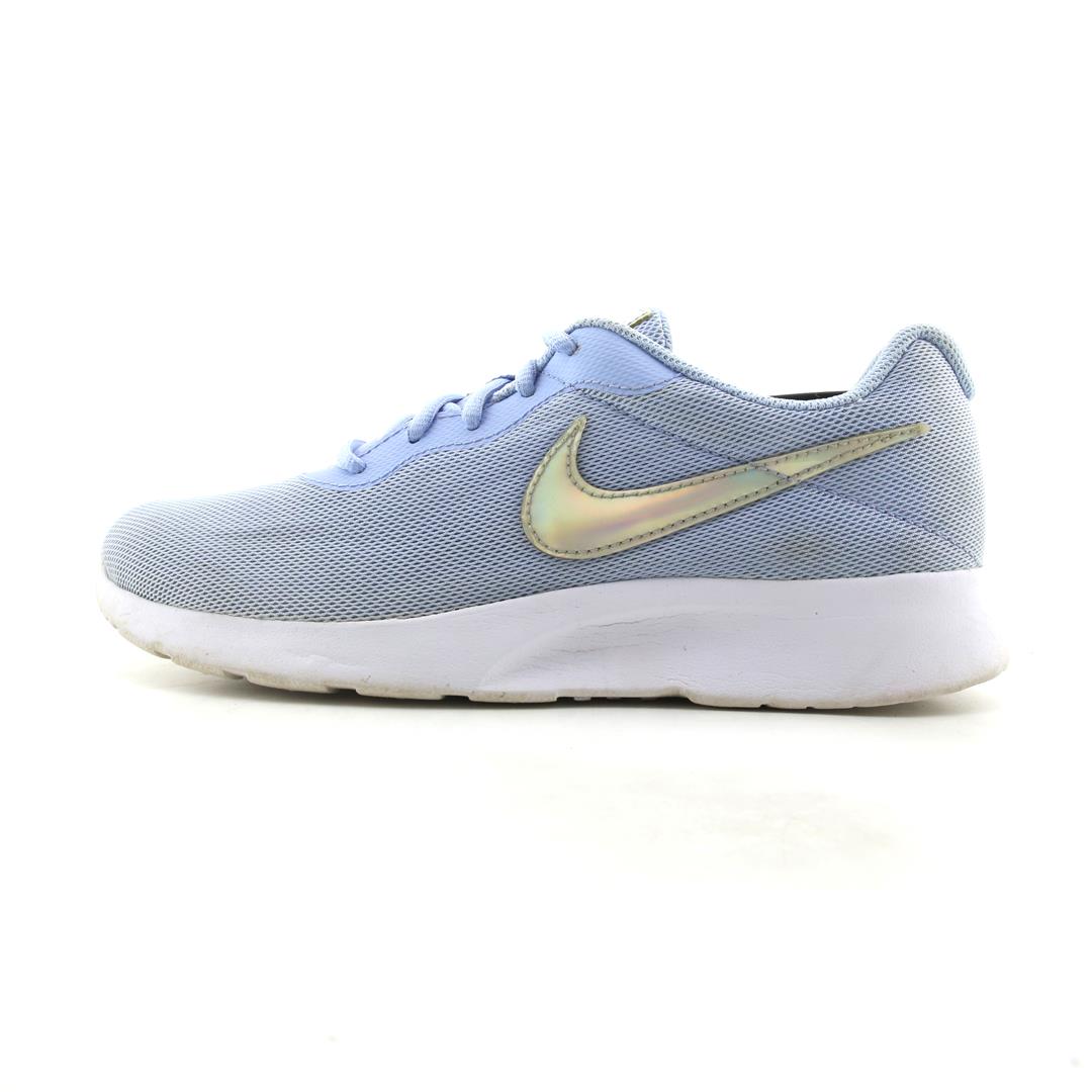 NIKE TANJUN