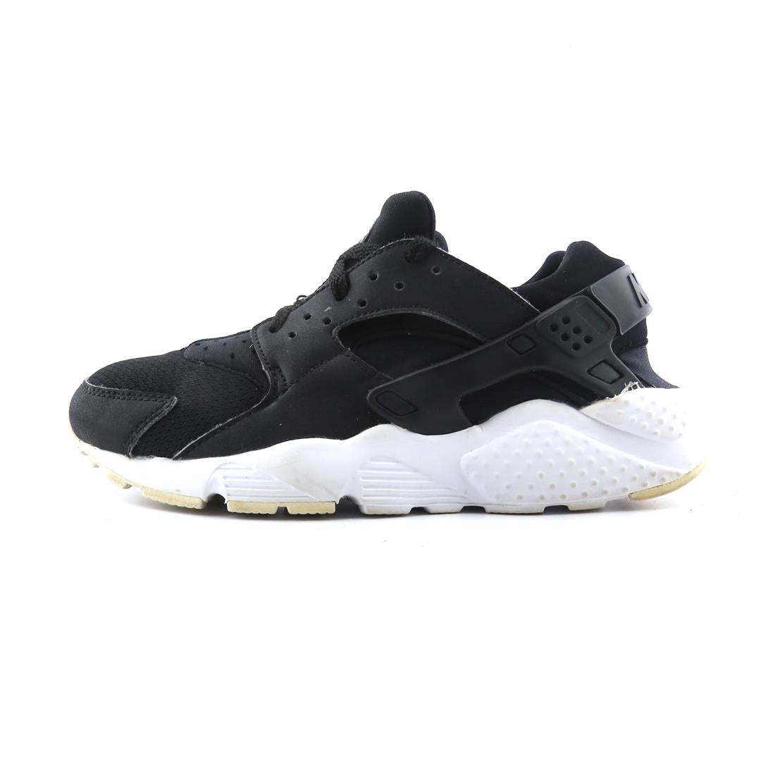 NIKE  HUARACHE RUN