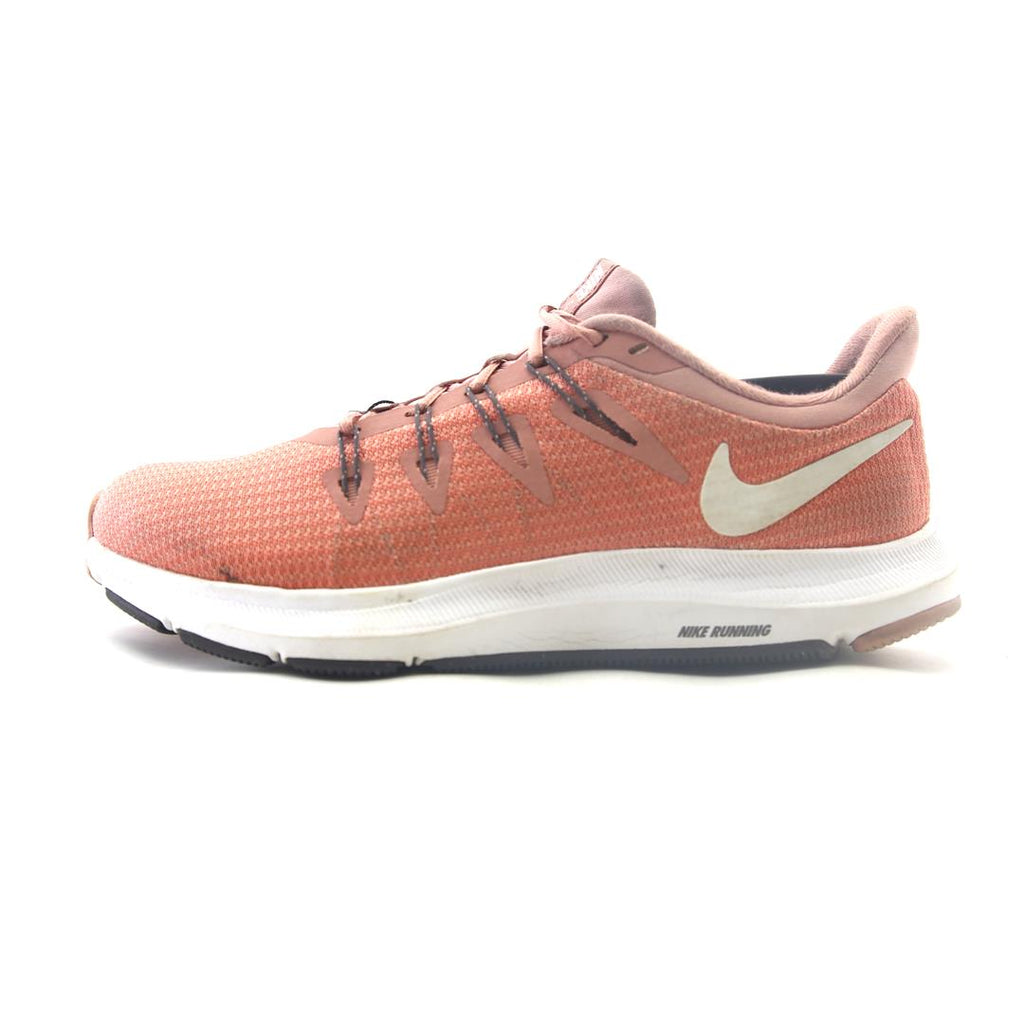 NIKE QUEST