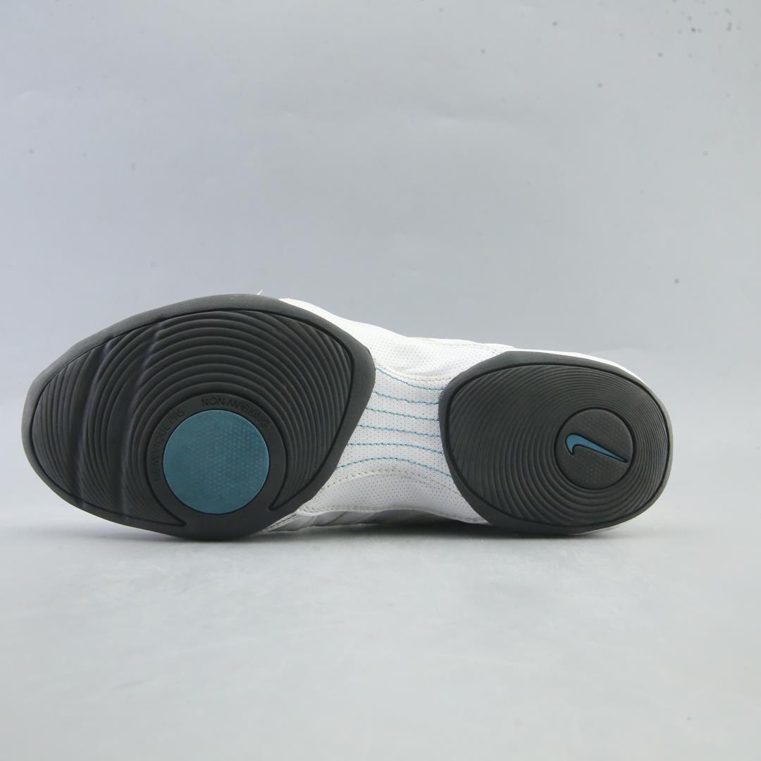NIKE MUSIQUE IV