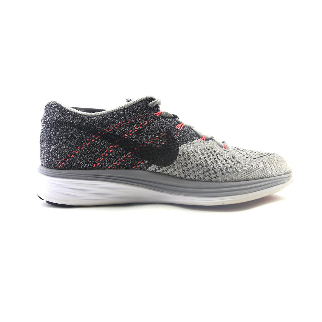 NIKE FLYKNIT LUNAR 3
