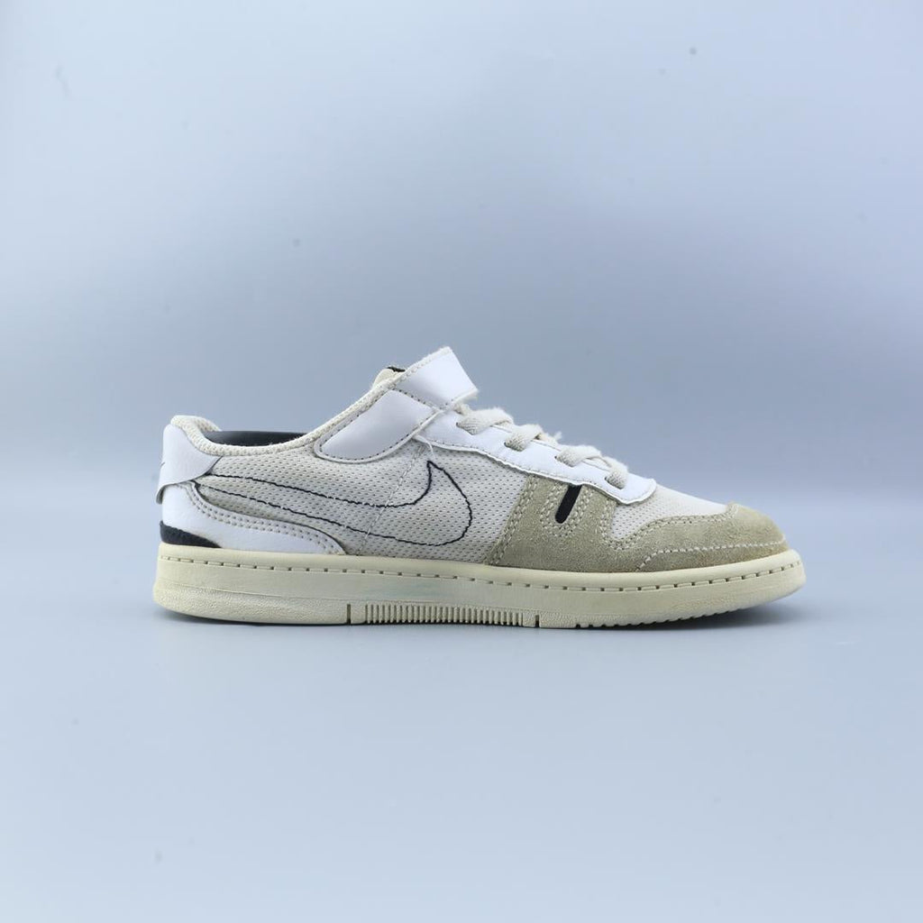 NIKE SQUASH TYPE