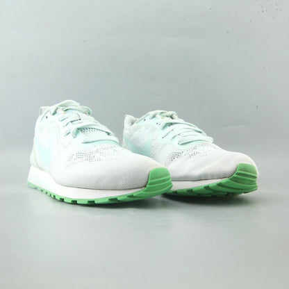 NIKE MD RUNNER 2