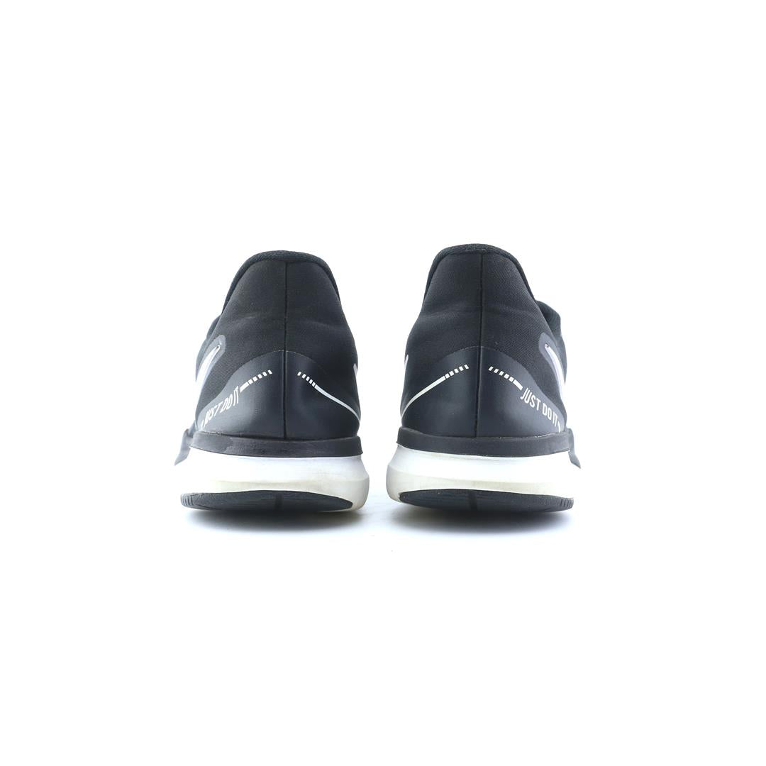 NIKE IN SEASON TR 8