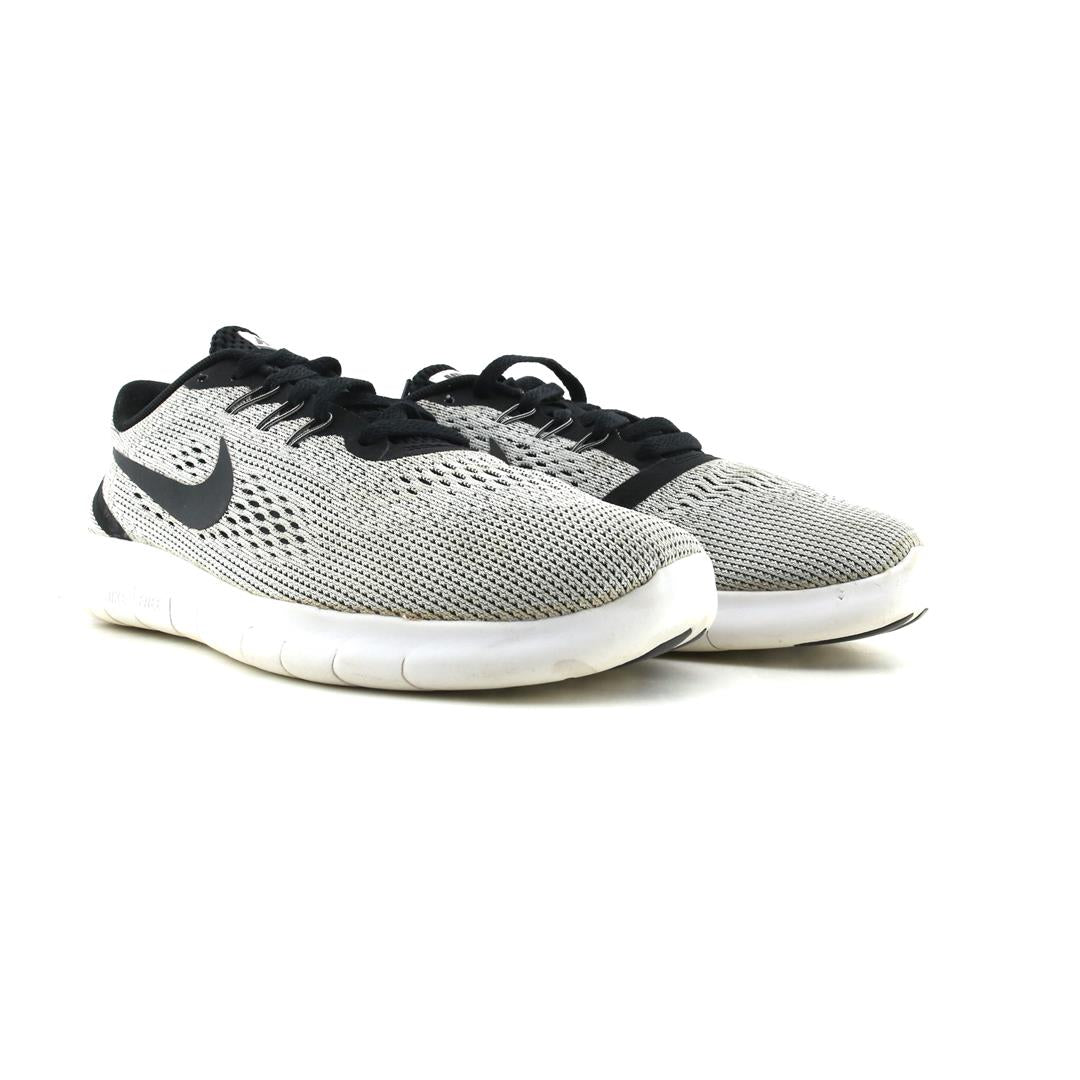 NIKE FREE RN