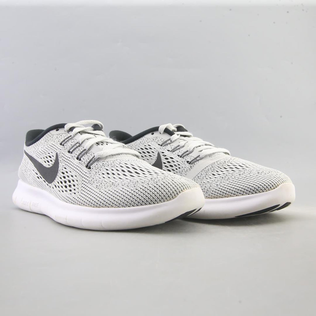 NIKE FREE RN