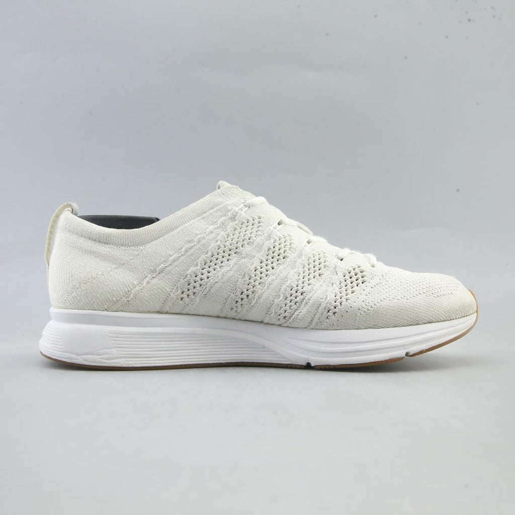 NIKE FLYKNIT TRAINER