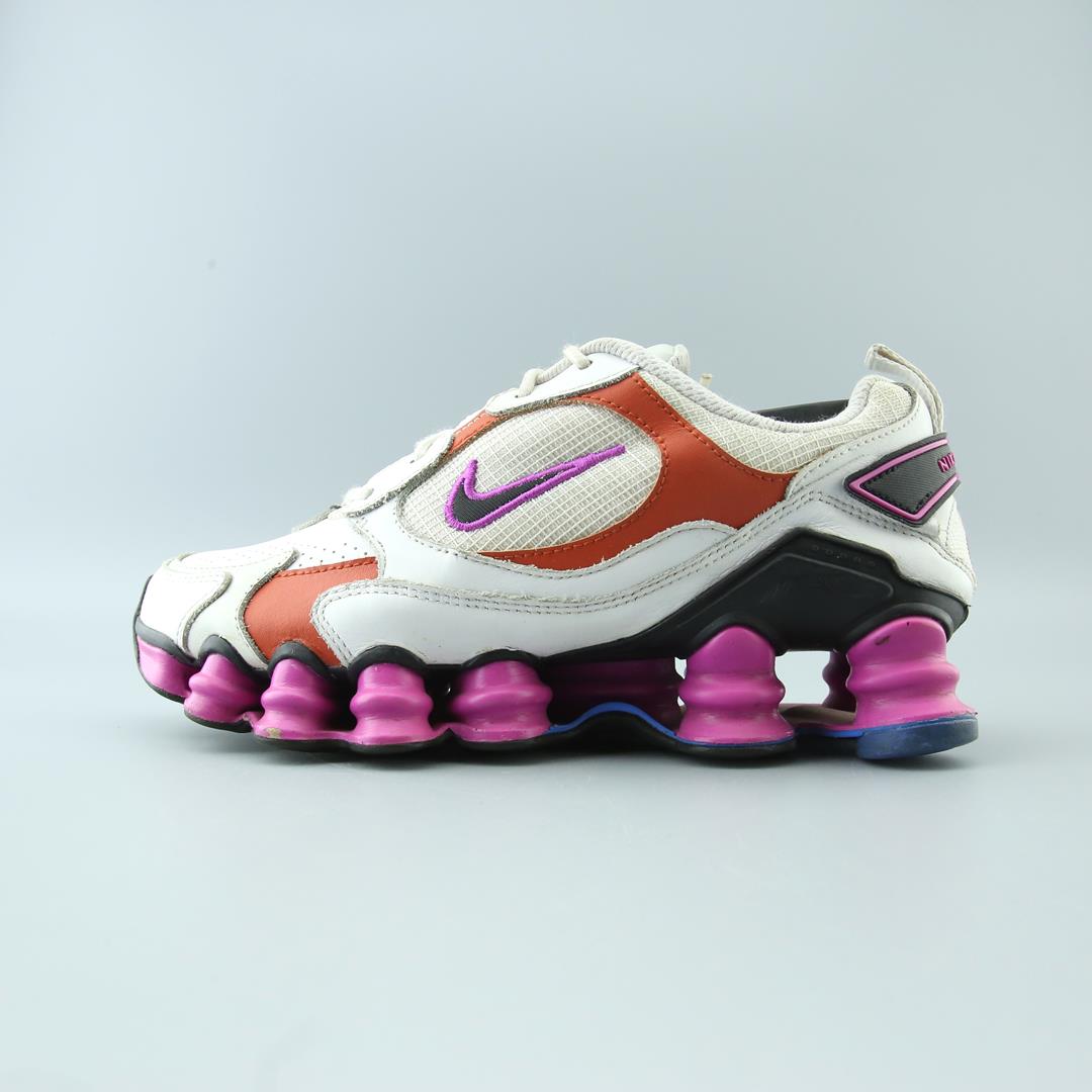 NIKE  SHOX TL NOVA