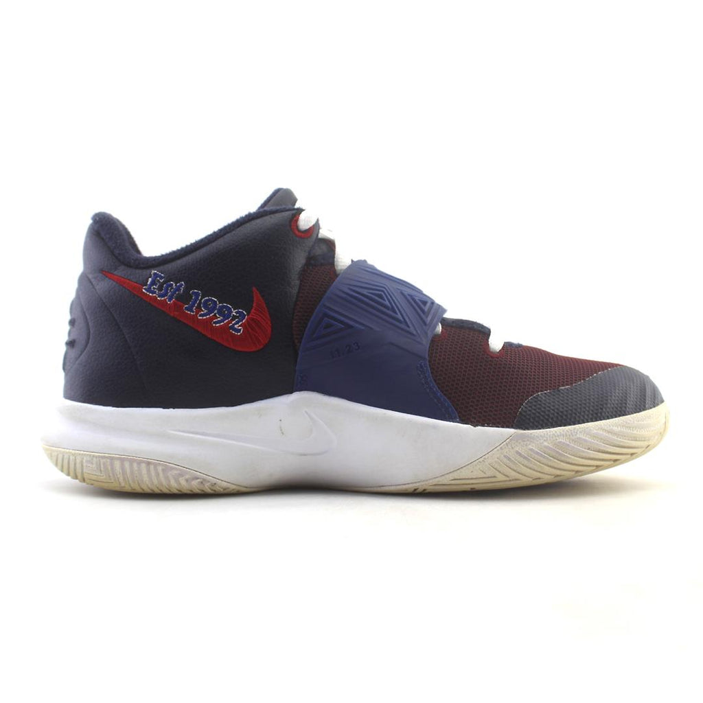 NIKE KYRIE FLYTRAP 2