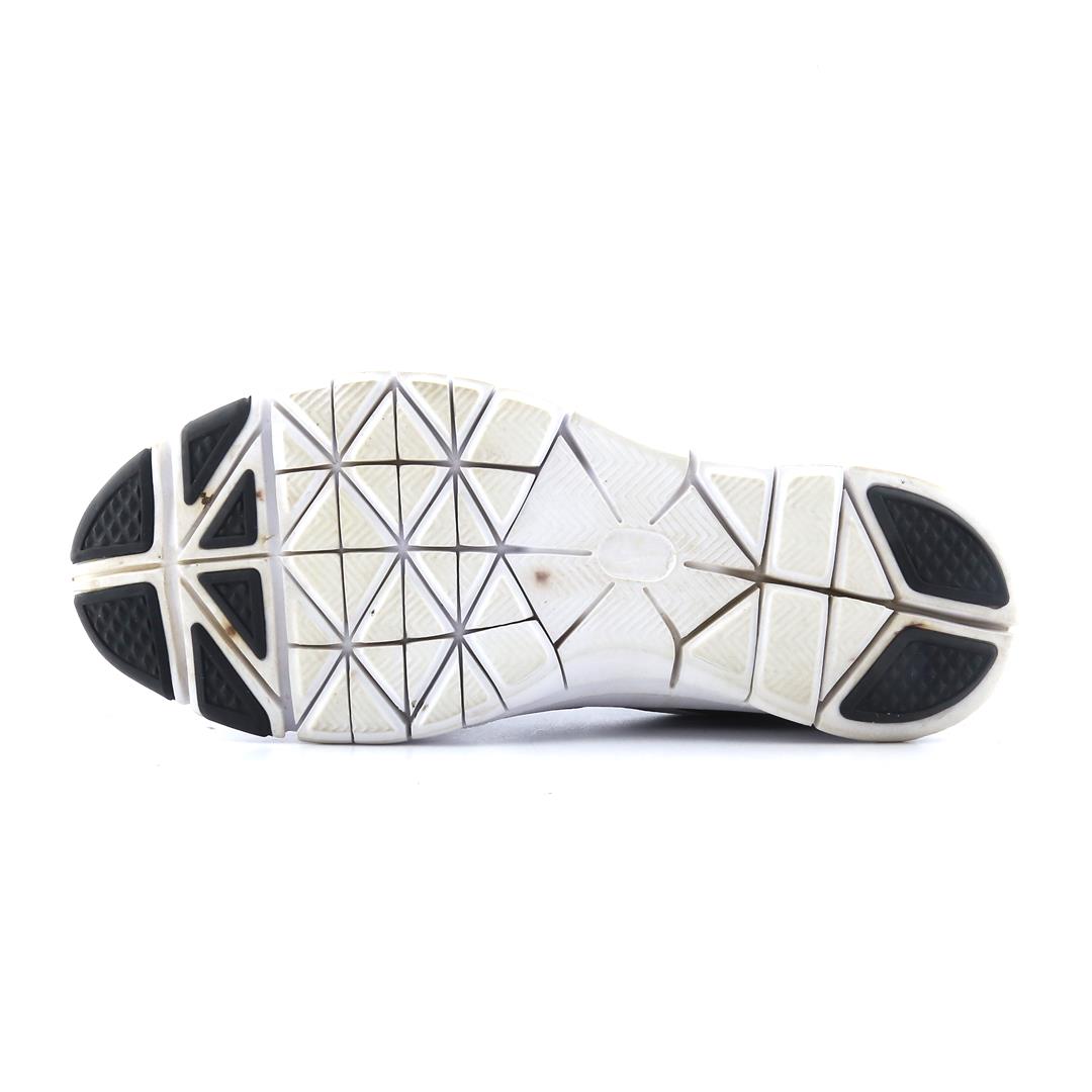 NIKE FLEX ESSENTIAL TR