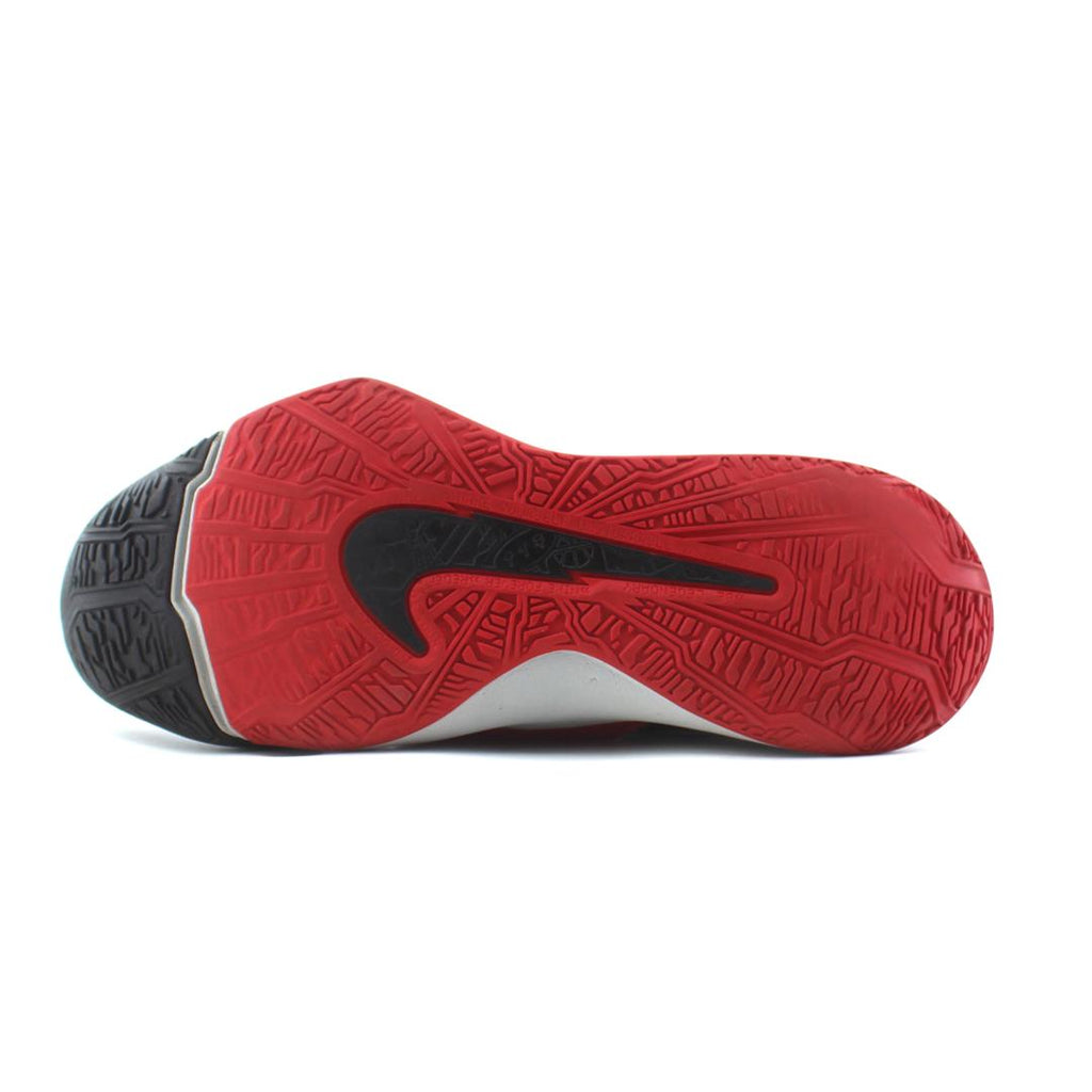 NIKE FUTURE COURT 3