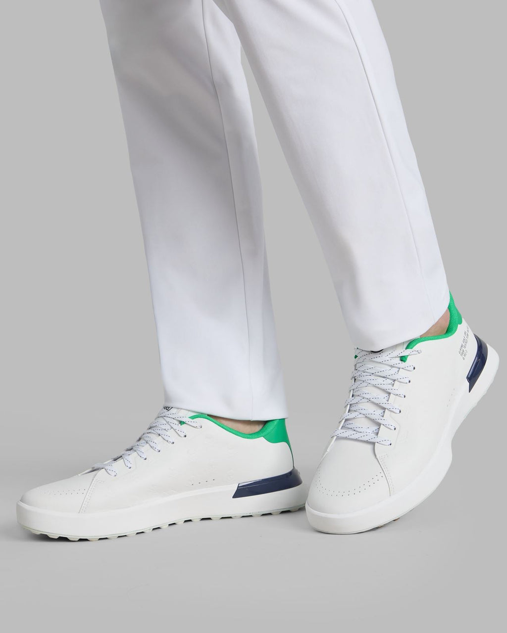G.112 Embossed Skull & Tees Hybrid Spikeless Golf Shoes Snow/Clover