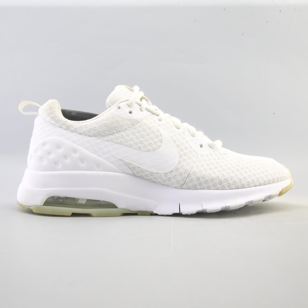 NIKE  AIR MAX MOTION LOW