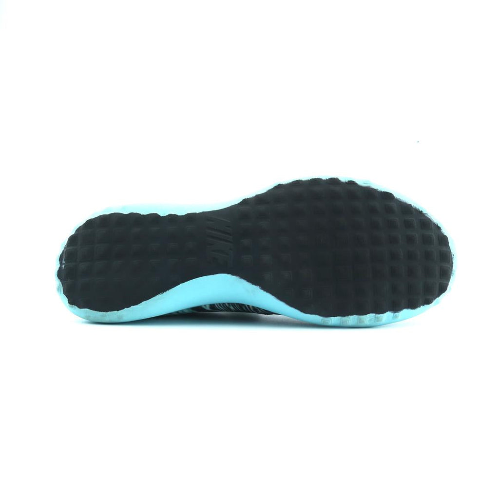 NIKE  JUVENATE