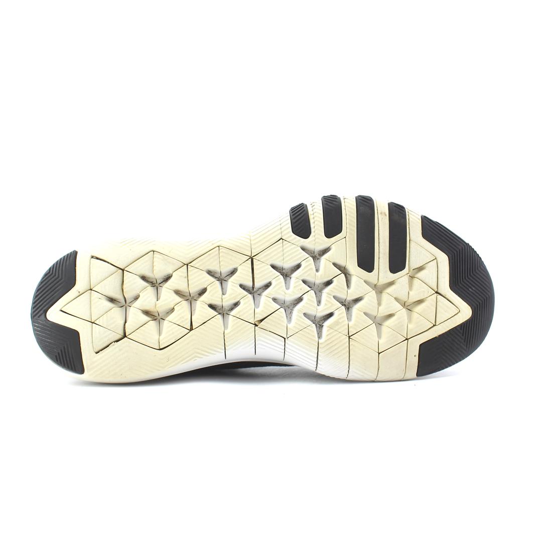 NIKE FLEX TR 9
