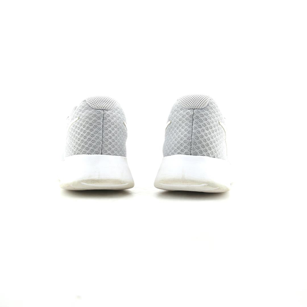 NIKE TANJUN