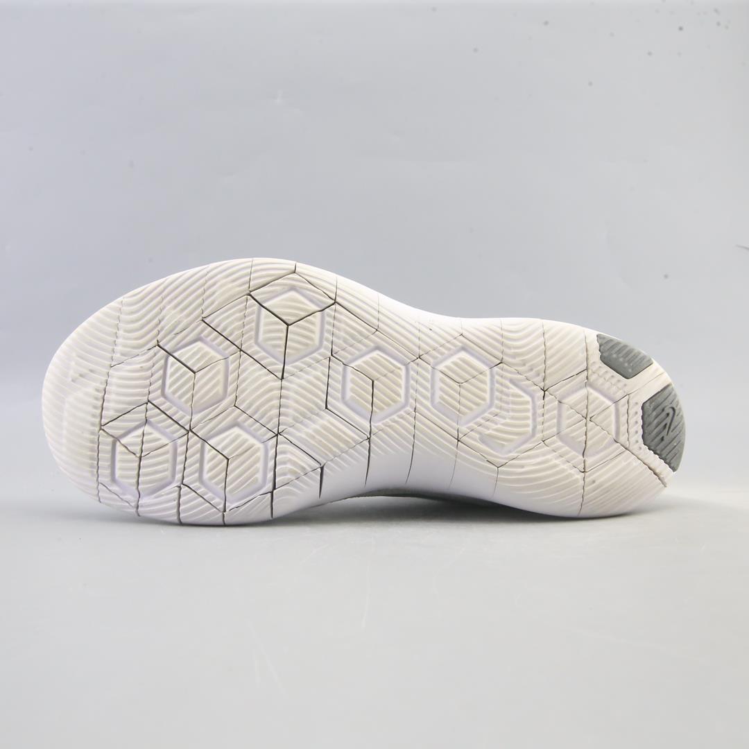 NIKE FLEX CONTACT