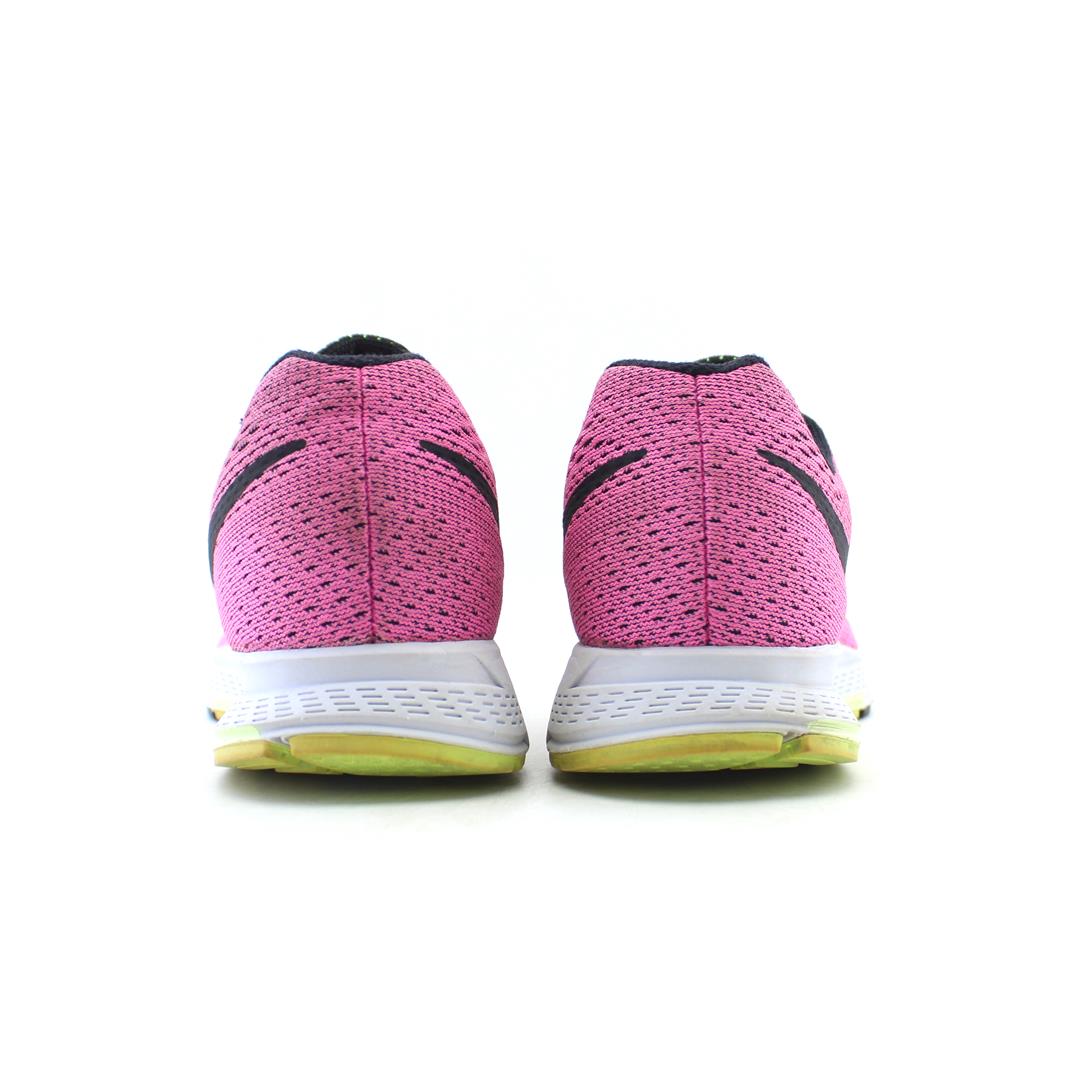 NIKE AIR ZOOM PEGASUS 32
