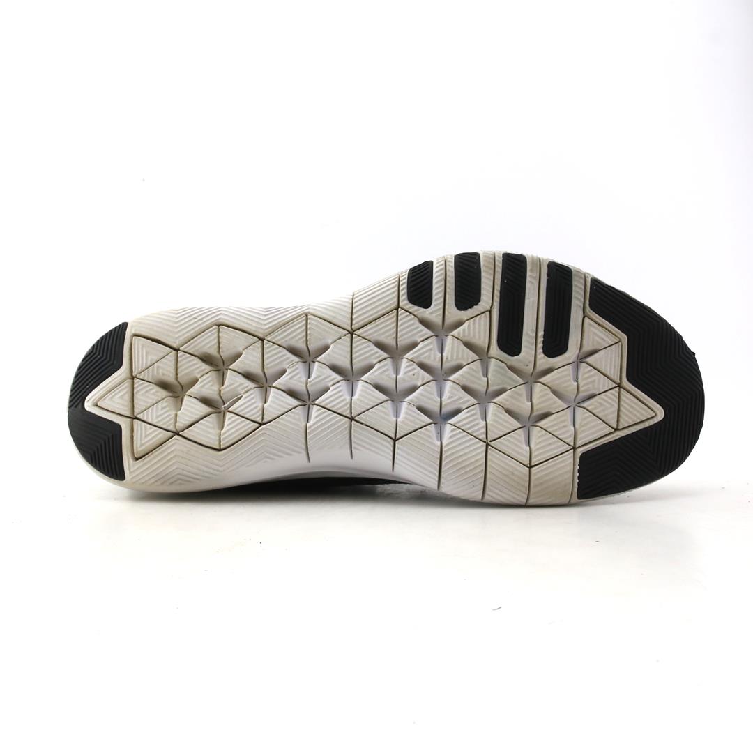NIKE  FLEX TR 9