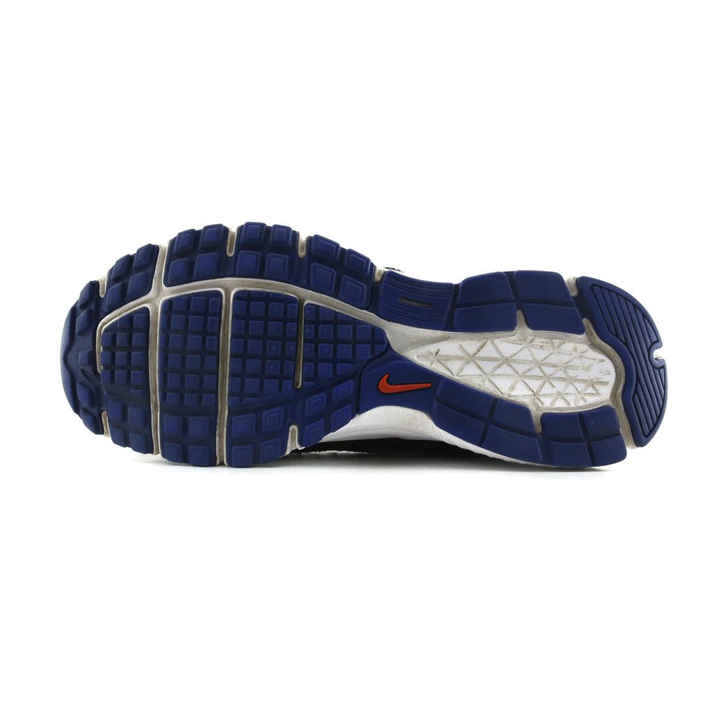 NIKE  REVOLUTION 2