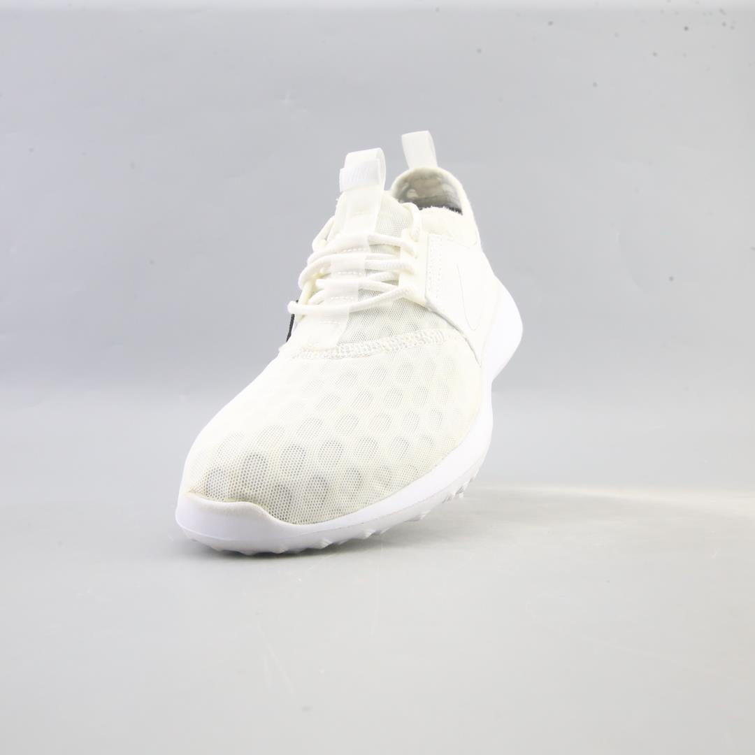 NIKE  JUVENATE