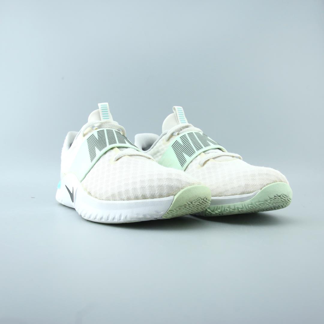 NIKE IN-SEASON TR 9