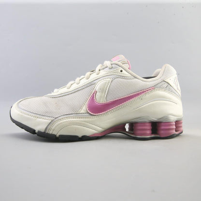 NIKE SHOX