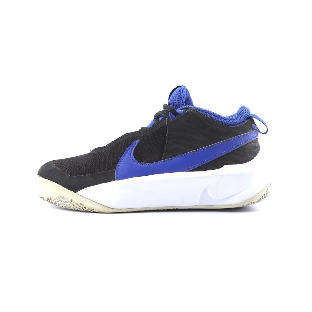 NIKE  HUSTLE D 10