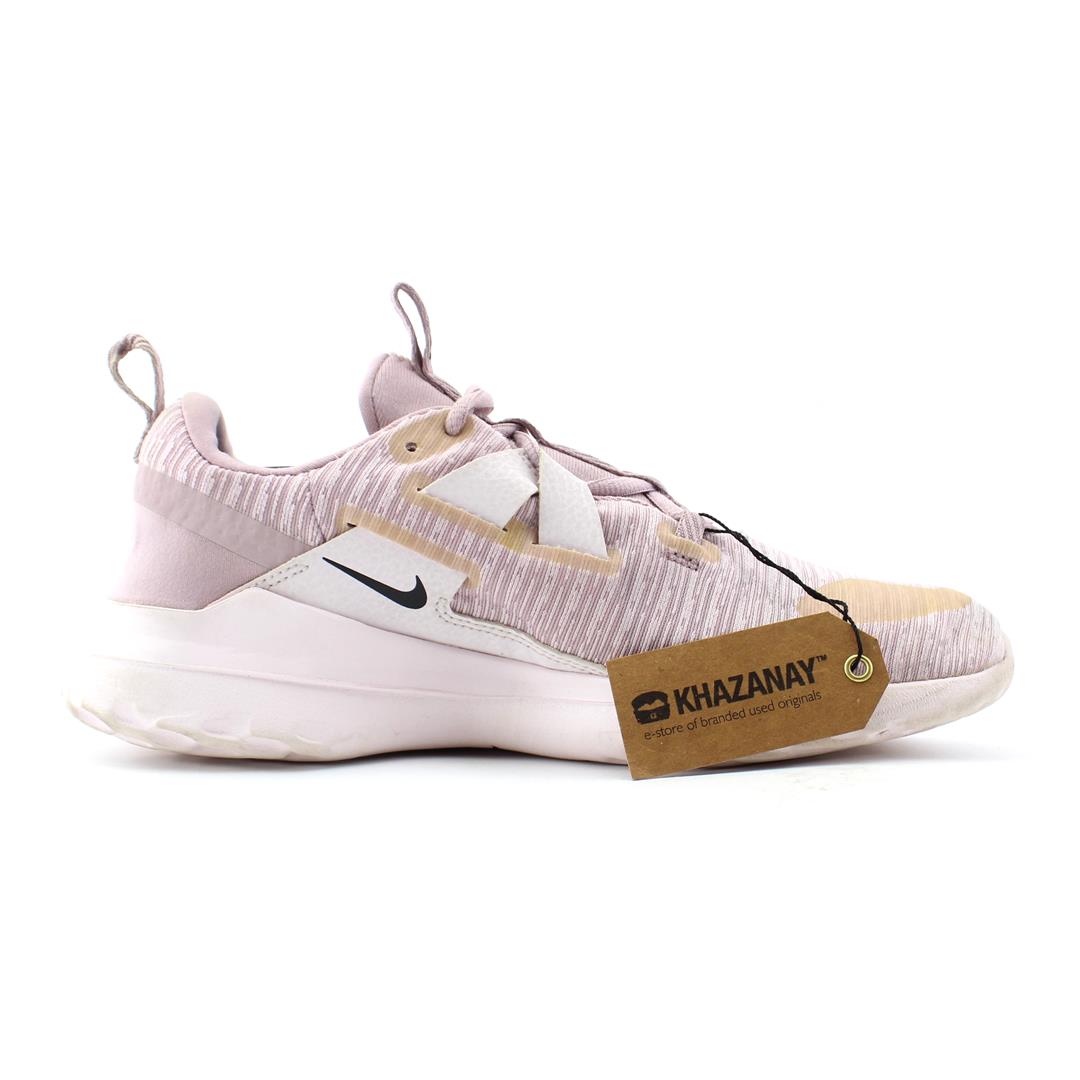 NIKE RENEW ARENA