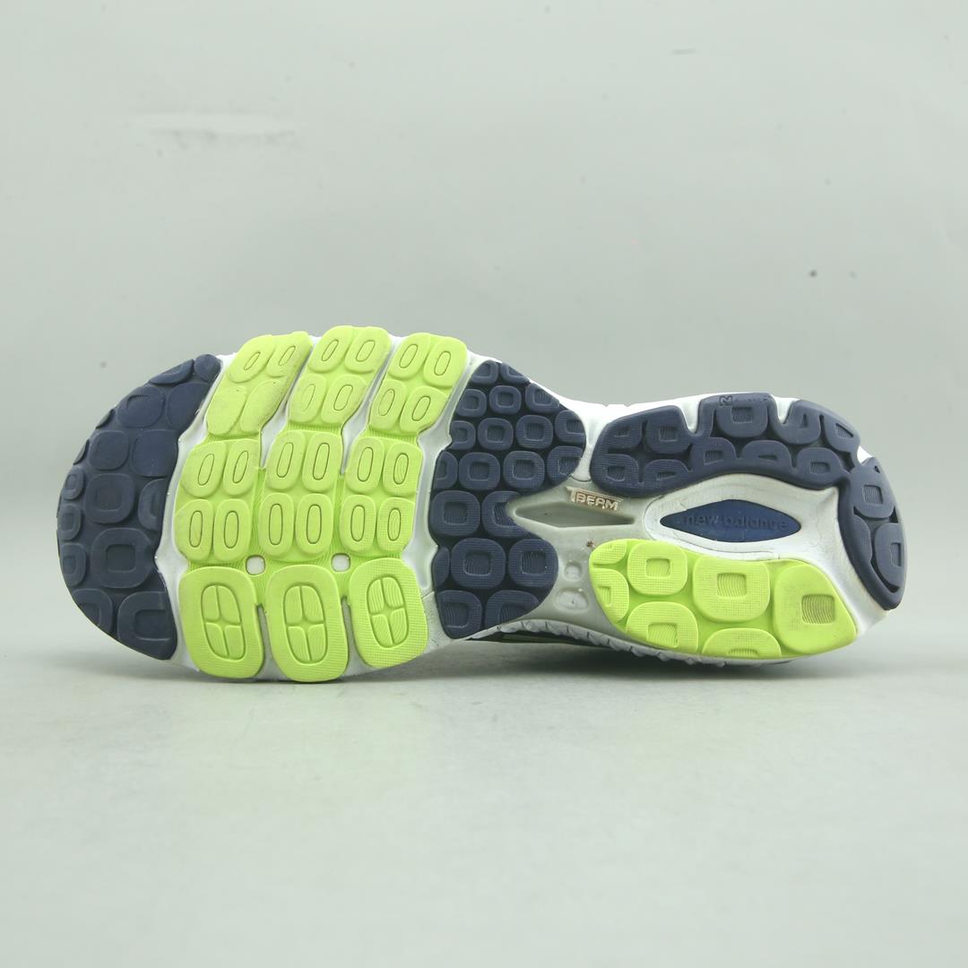 NEW BALANCE 860V7