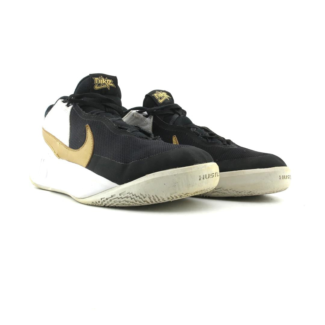 NIKE TEAM HUSTLE D 10