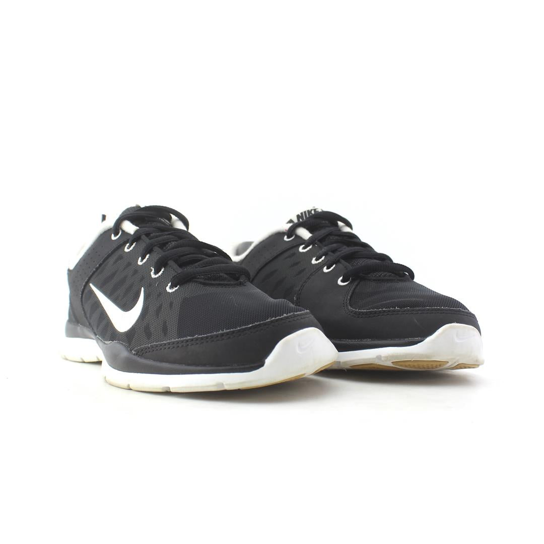 NIKE  FLEX TRAINER 3