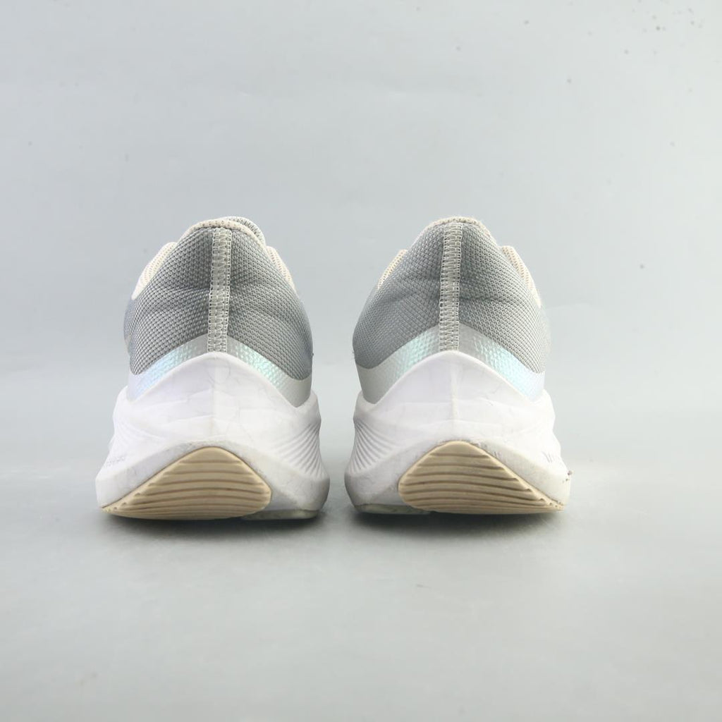 NIKE ZOOM WINFLO 8