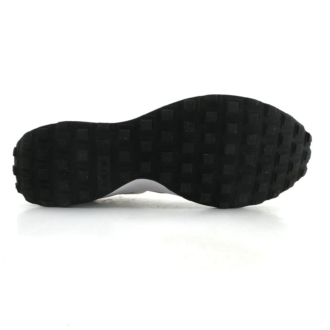 NIKE WAFFLE DEBUT