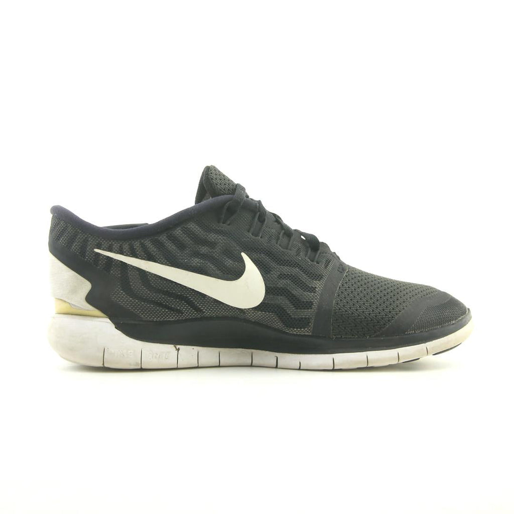 NIKE FREE 5. 0