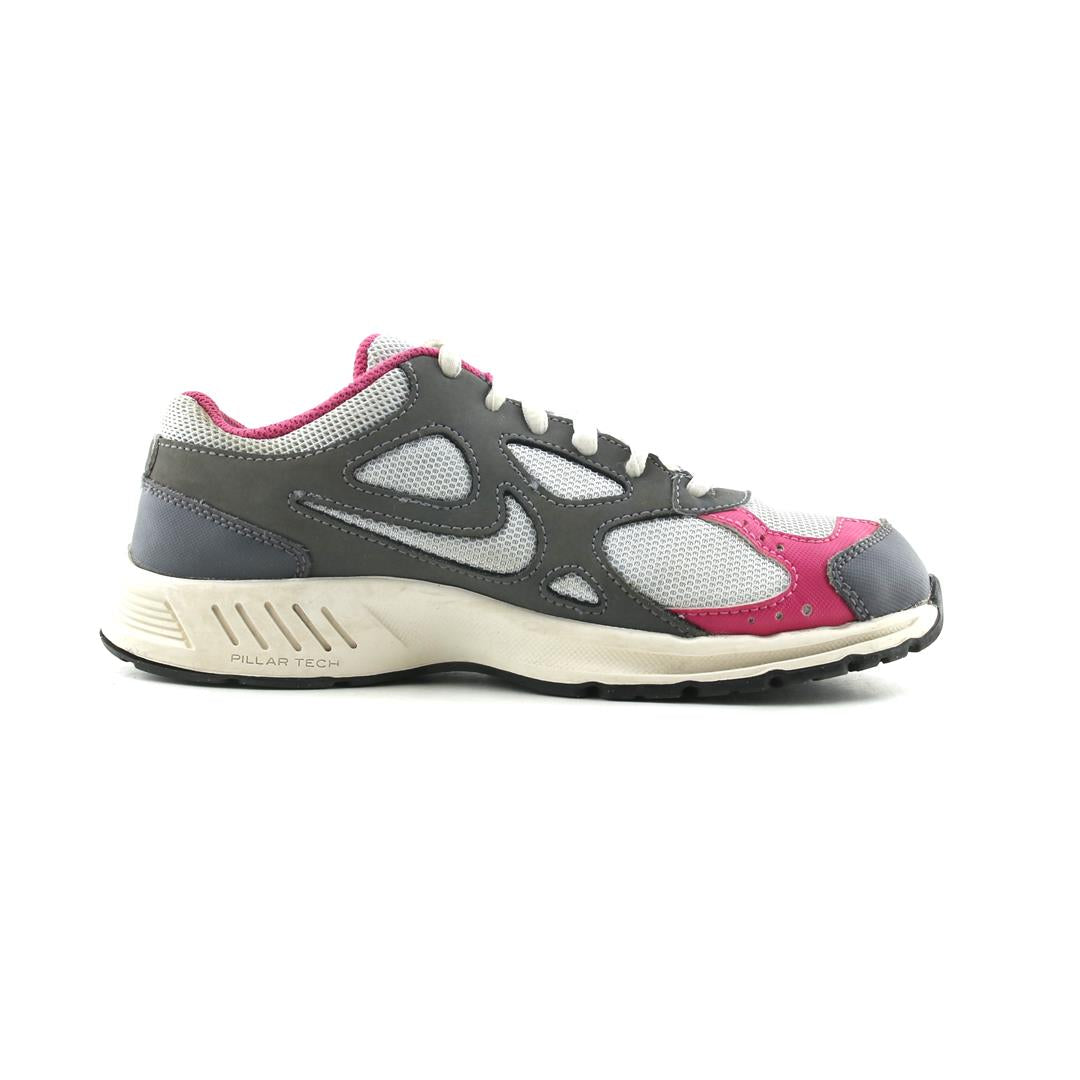 NIKE  ADVANTAGE RUNNER 2