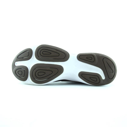 NIKE REVOLUTION 4
