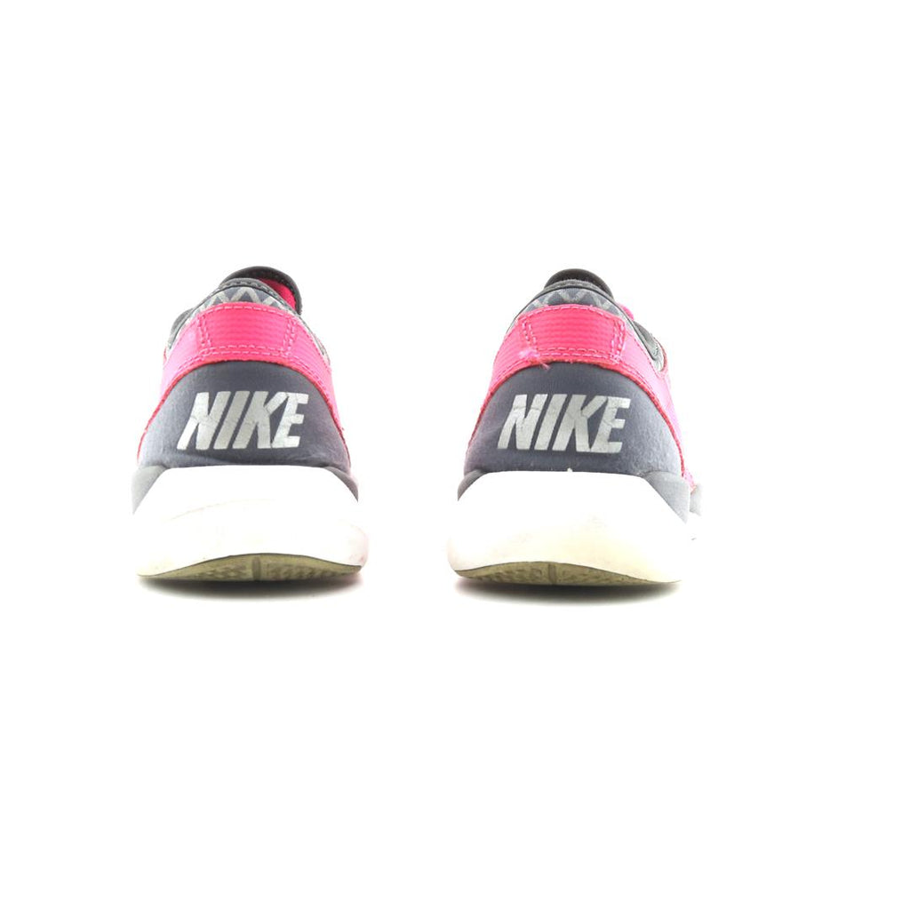 NIKE  FLEX SUPREME TR3