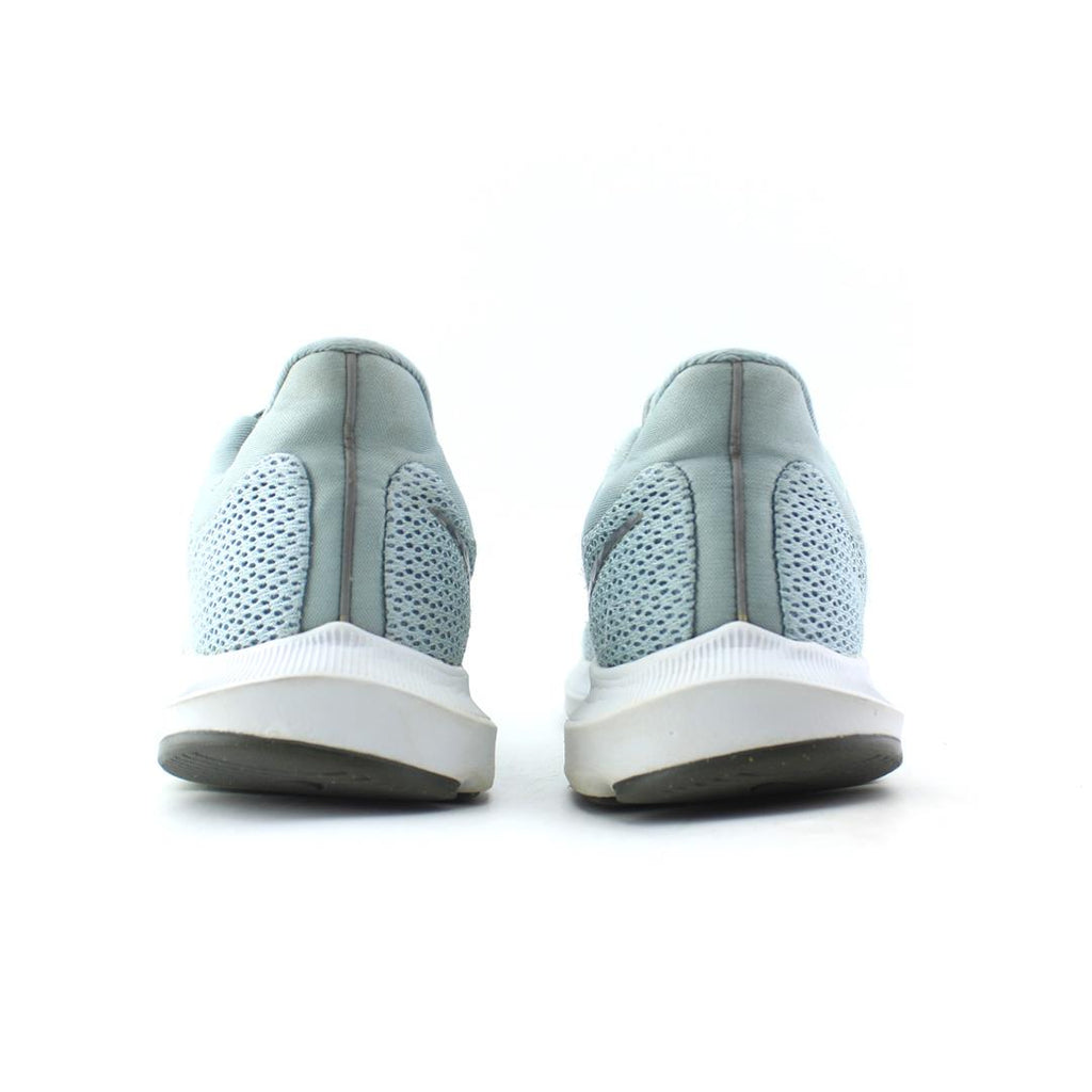 NIKE QUEST 2