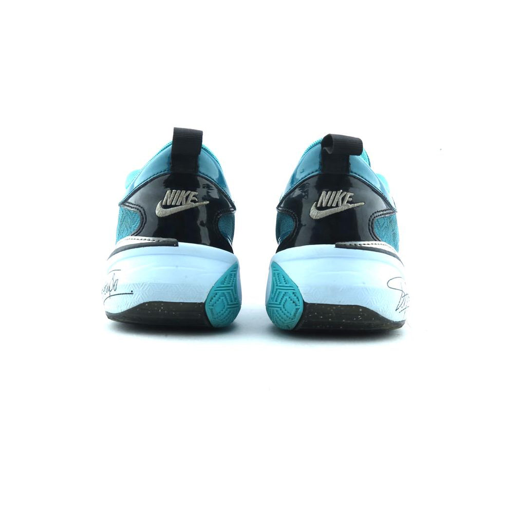 NIKE ZOOM FREAK 5