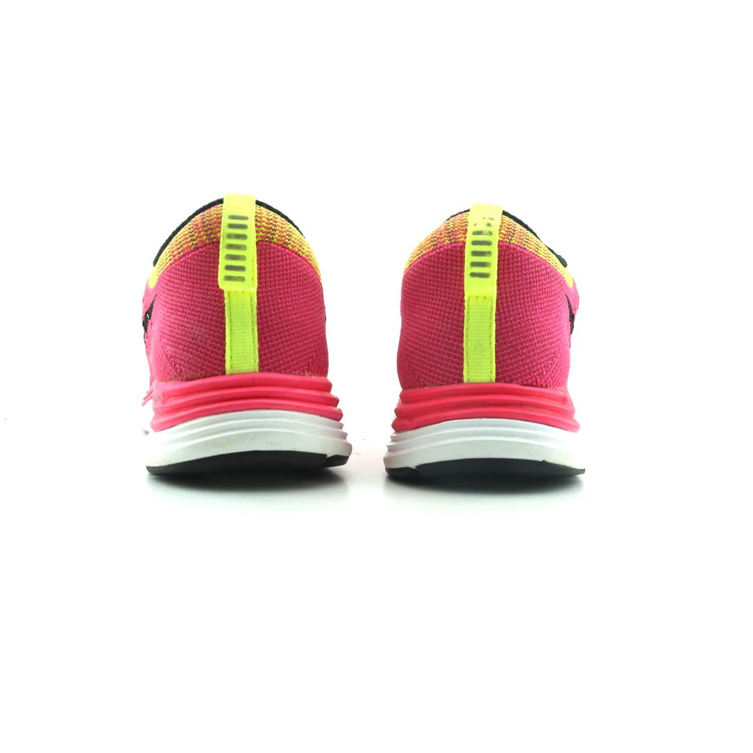 NIKE FLYKNIT LUNAR1+