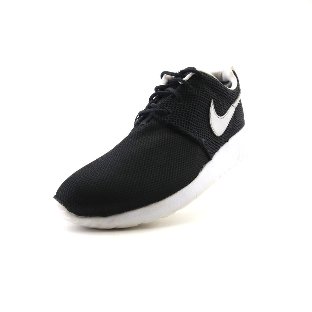 NIKE ROSHE ONE