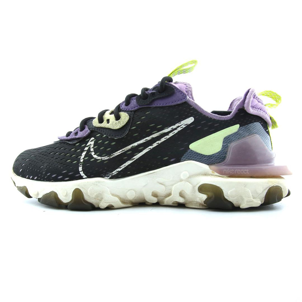 NIKE REACT VISION