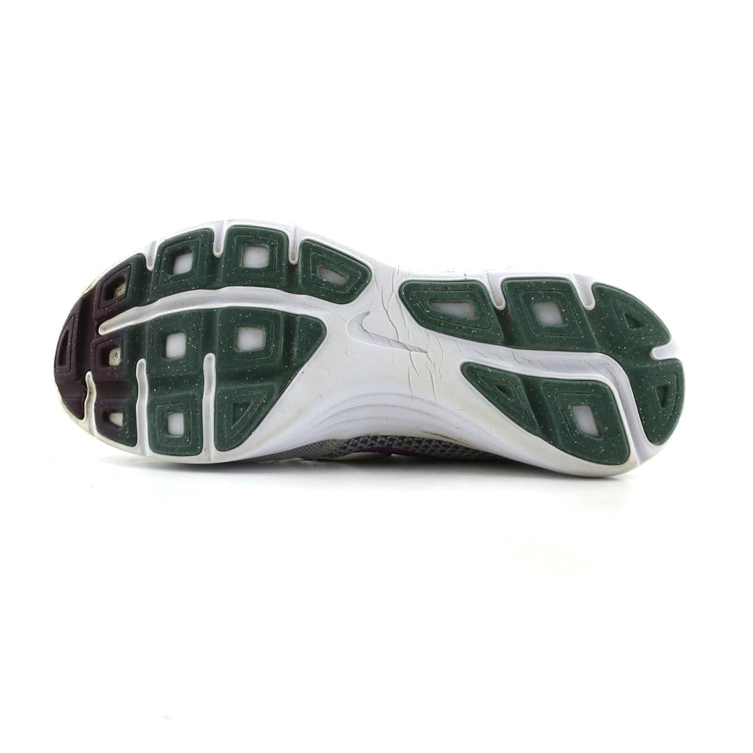 NIKE REVOLUTION 3