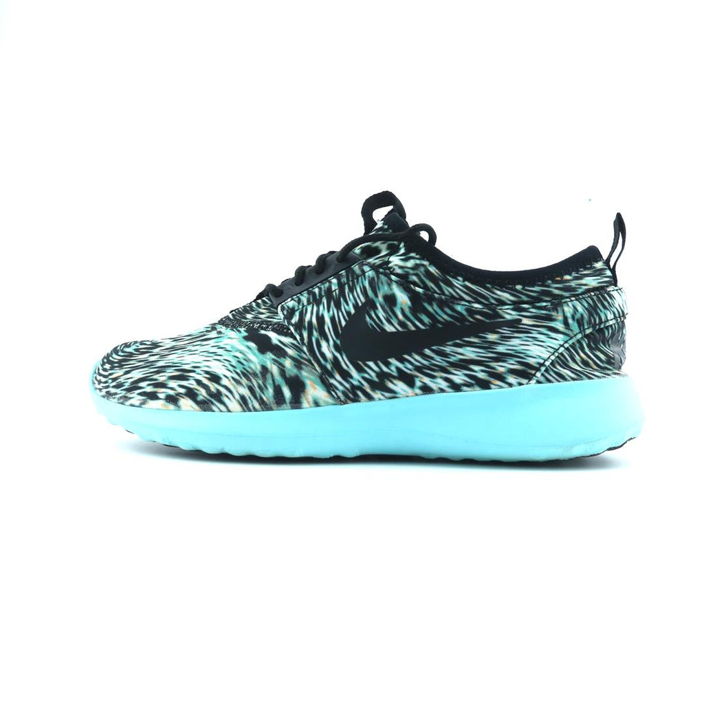NIKE  JUVENATE